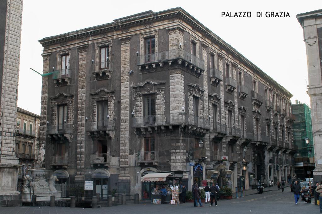 Duomo Housing Catania Lägenhet Rum bild