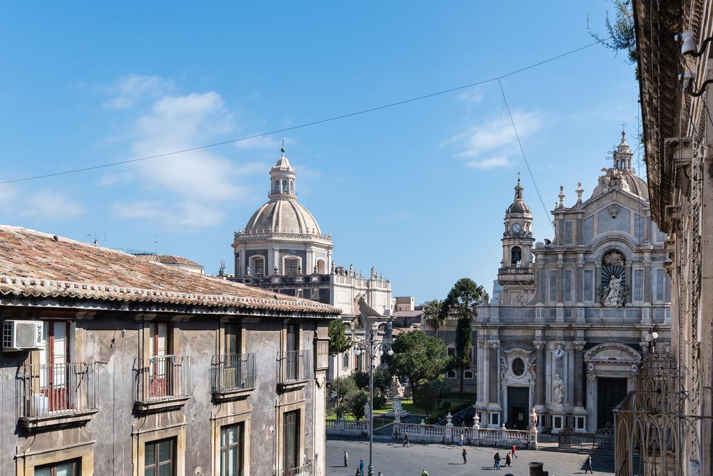 Duomo Housing Catania Lägenhet Exteriör bild